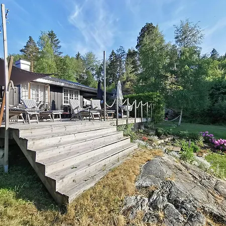 Family With Sea View And Playful Garden Holiday home
