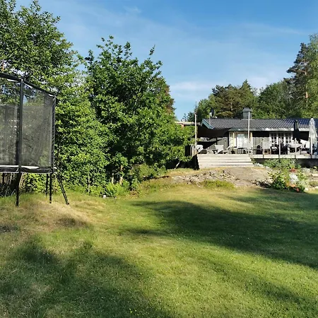 Family With Sea View And Playful Garden Holiday home *