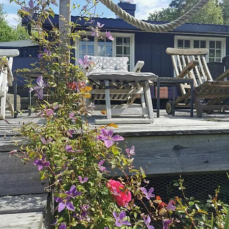 Family With Sea View And Playful Garden Holiday home Son