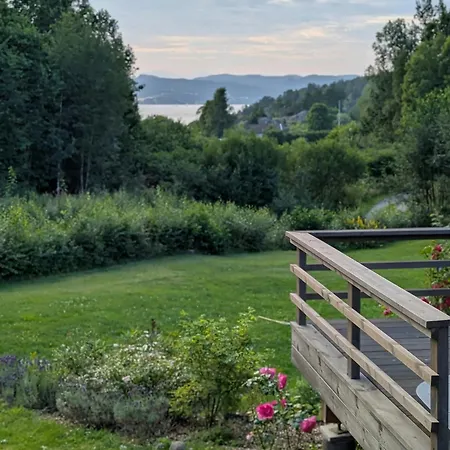 Family With Sea View And Playful Garden