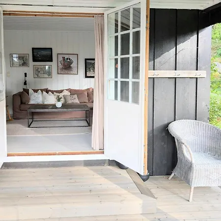 Family With Sea View And Playful Garden Soon